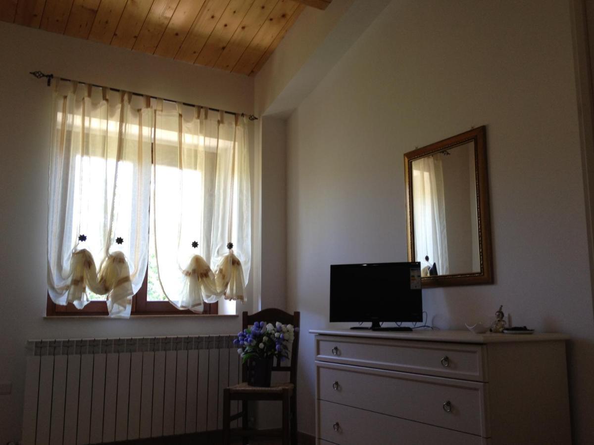 La Collina Dei Ciliegi Villa Camerino Oda fotoğraf